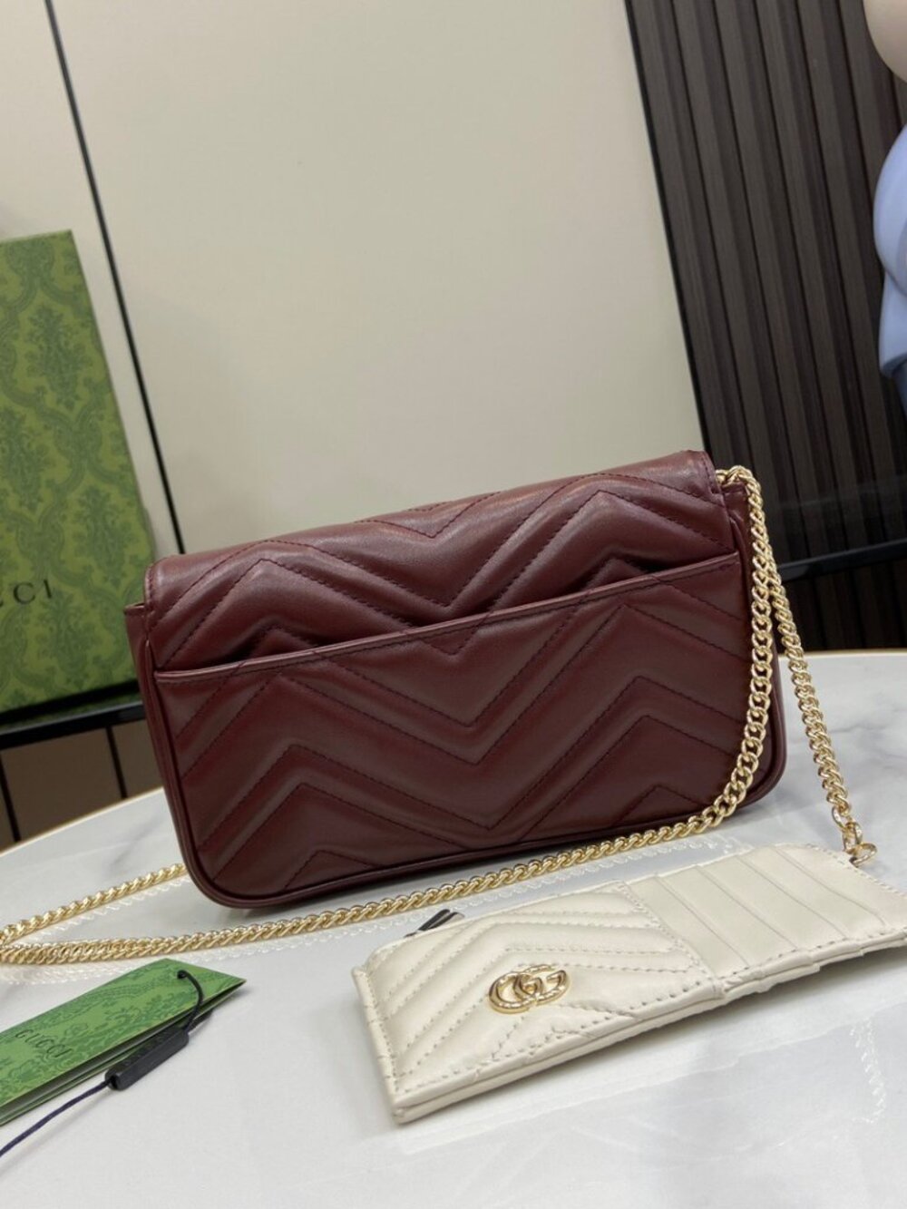Gucci Red Bag - Picture 3 of 9